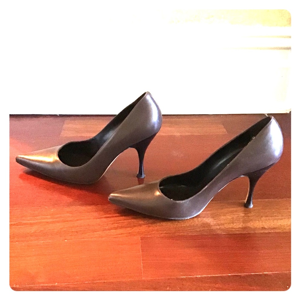 Michael Kors Chocolate Brown Pumps